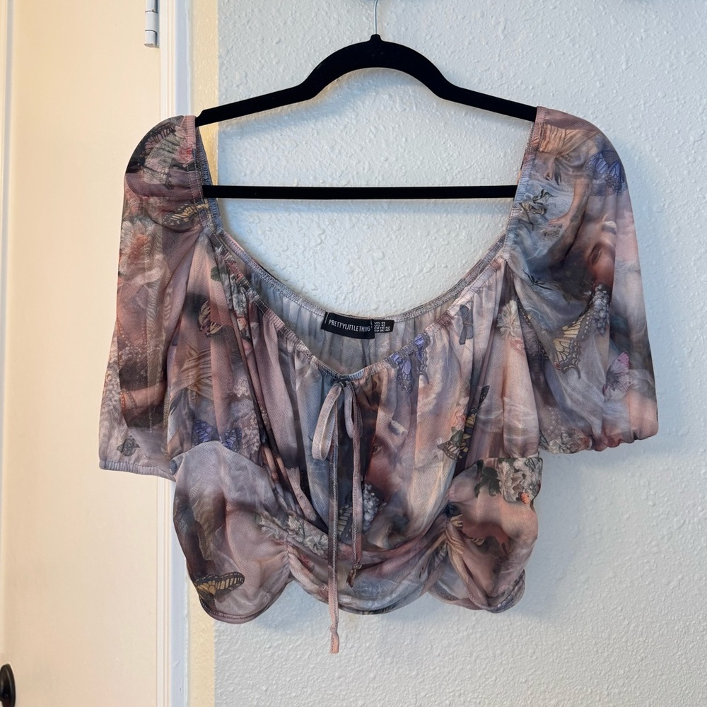 PrettyLittleThing Renaissance Mesh Ruched Crop Top - Picture 2 of 3